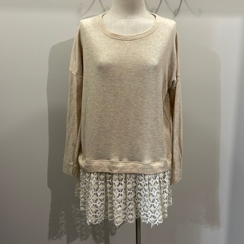 1399 FP Beach Shake It Pull-over Sweat-shirt One Size - Oversized - EUC